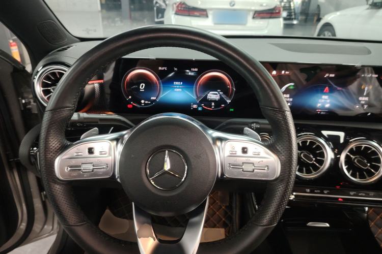 Used Mercedes-Benz A-Class 2021 A 200 L Sport Sedan Fashion Model
