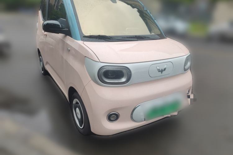 Used Wuling Hongguang MINIEV 2024 Third Generation 120 km Front Right 45 Deg