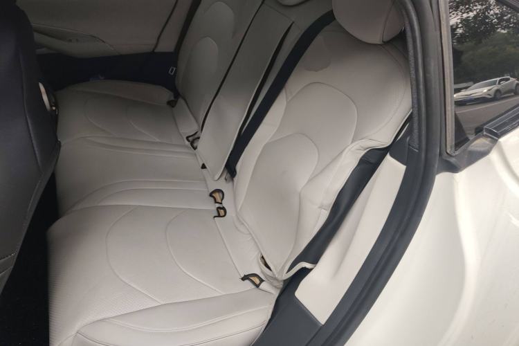 Used Xiaomi Auto SU7 2024 Rear-Drive Long-Range Intelligent Driving Version
