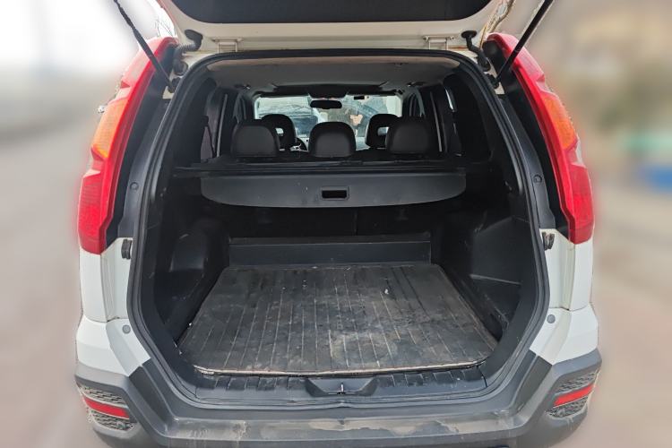 Used Dongfeng Fengdu MX6 2015 2.0L CVT 4x4 Dream Edition
