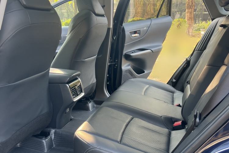 Used Toyota Harrier 2022 2.0L CVT Two-Wheel Drive Luxury Edition