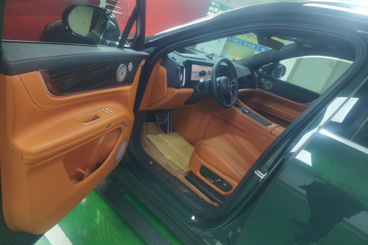 Used Hima AITO M9 2024 Range-Extended Ultra Version 52 kWh 5-Seater Model
