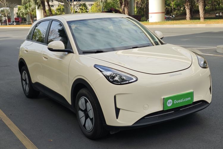 Used Geely Galaxy Geome 2025 410 km Free Version