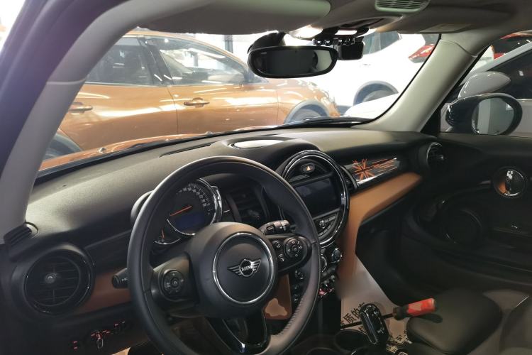 Used MINI 2020 1.5T COOPER Classic Edition
