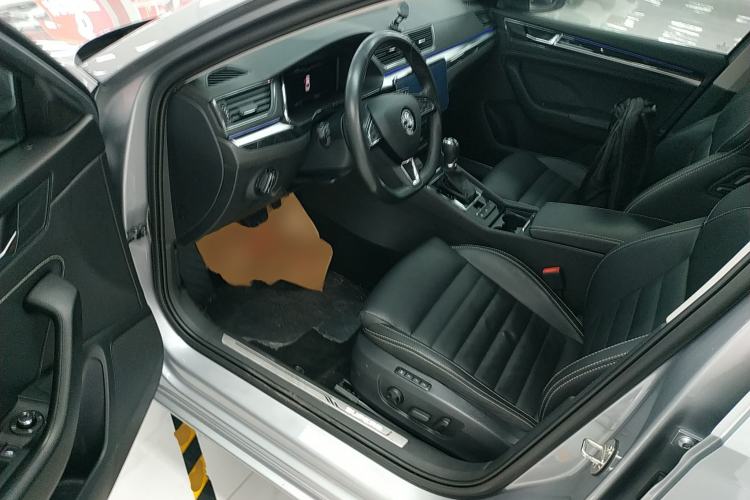 Used Skoda Superb 2022 TSI330 DSG Luxury Edition
