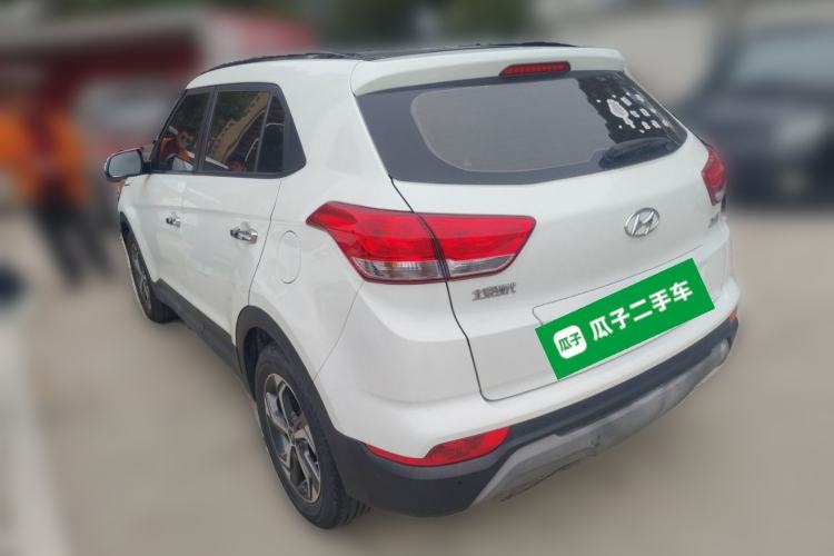 Used Hyundai ix25 2017 1.6L Automatic Smart Version Rear Left 45 Deg