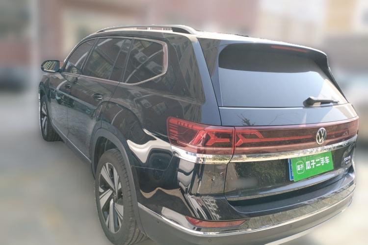 Used Volkswagen Teramont 2024 530 V6 All-Wheel-Drive Dragon Edition Rear Left 45 Deg