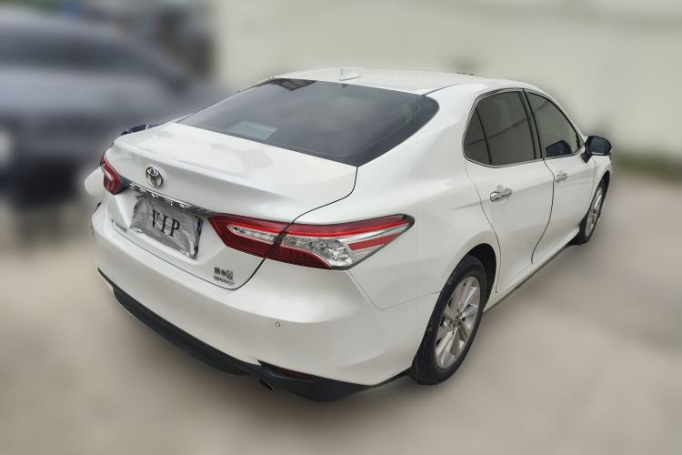 Used Toyota Camry 2021 2.0G Luxury Edition
