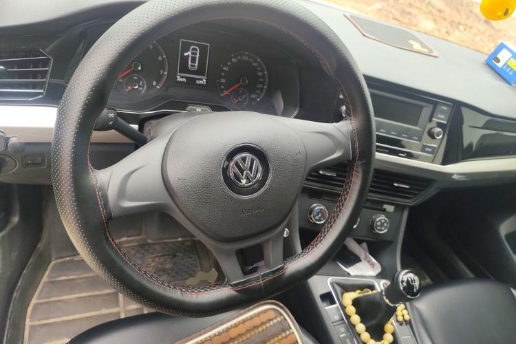 Used Volkswagen Bora 2020 1.5L Manual Fashion Edition
