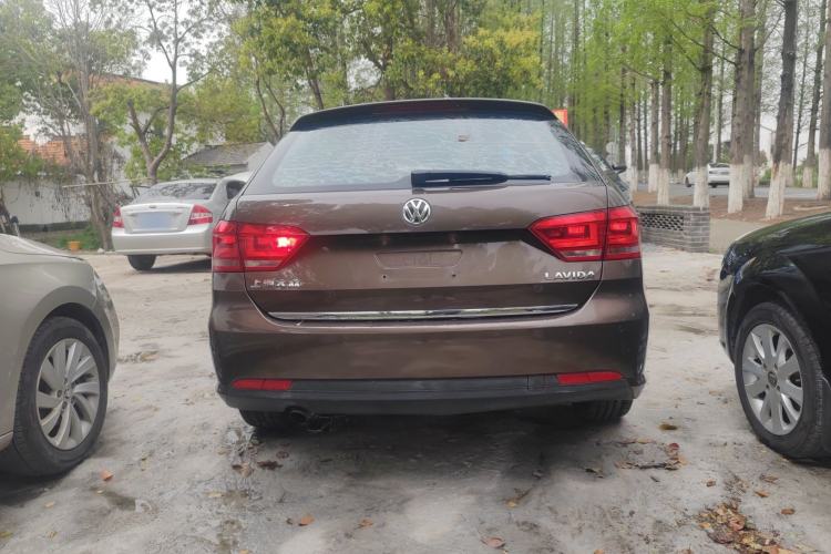 Used Volkswagen Gran Lavida 2013 1.6L Automatic Comfort Model Rear