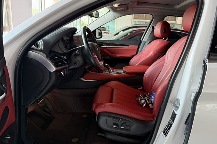 Used BMW X6 2018 xDrive28i
