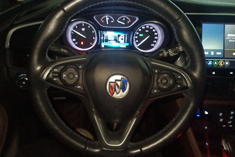 Used Buick Envision 2020 28T Four-Wheel Drive Elite Version Steering Wheel