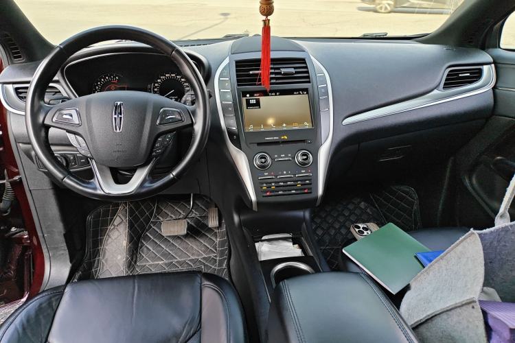 Used Lincoln MKC 2017 2.0T Two-Wheel Drive Deluxe Edition