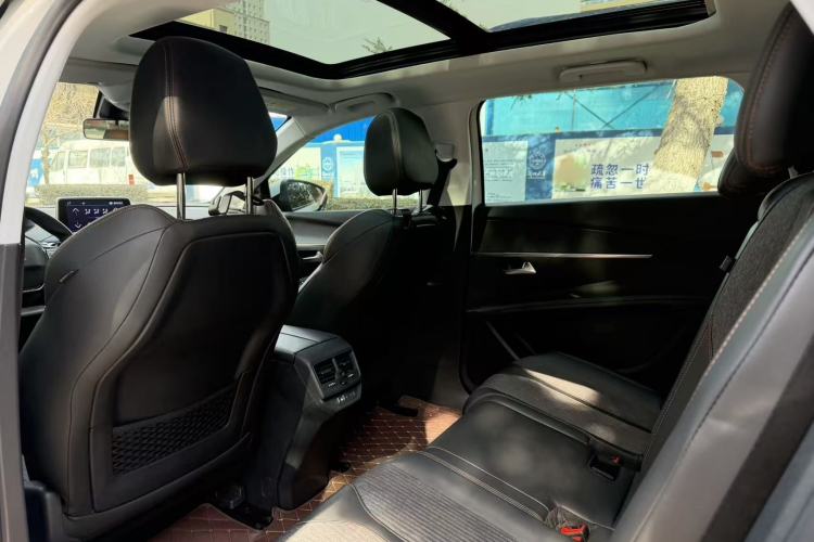 Used Peugeot 5008 2017 380THP 7-Seater Elite Edition