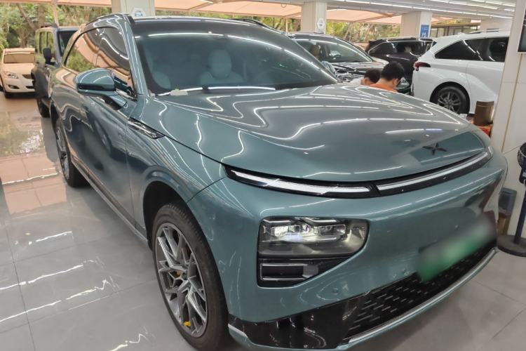 Used XPeng G9 2024 702 Max Front Right 45 Deg