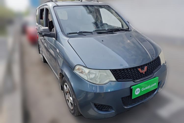 Used Wuling Hongguang 2013 1.5L Base Version Front Right 45 Deg