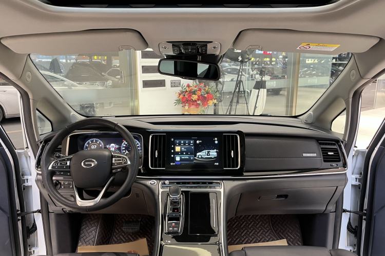 Used GAC Trumpchi M8 2023 Lingxiu Series 390T Ultimate Edition Interior 2