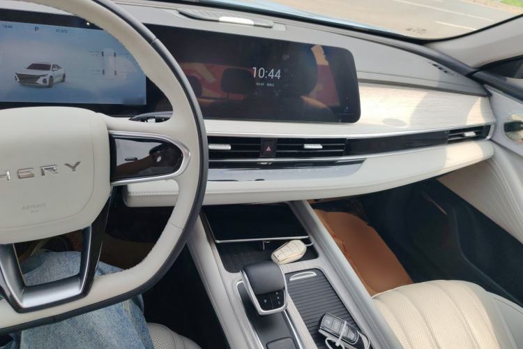 Used Chery Fengyun A8 2024 127 Yufeng Edition Center Console