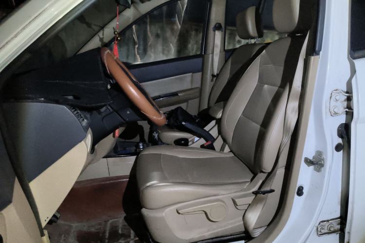 Used Wuling Hongguang 2015 1.5L S1 Comfort China V Standard
