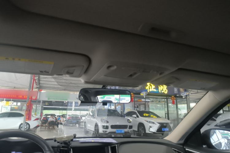 Used Infiniti Q50L 2018 2.0T Comfort Edition China VI Standard Headliner