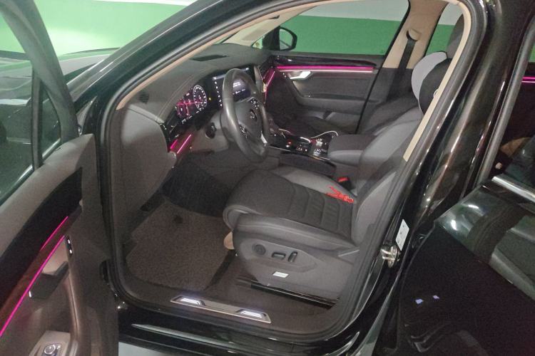 Used Volkswagen Touareg 2020 2.0 TSI RuiShang Edition China VI Standard
