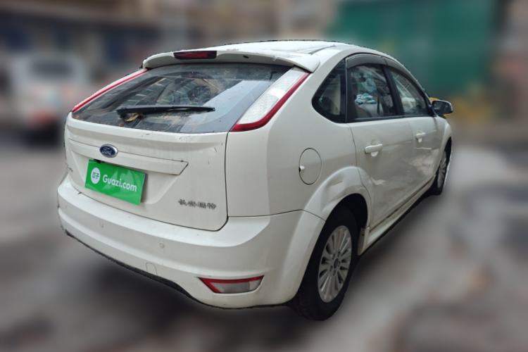 Used Ford Focus 2013 Hatchback Classic 1.8L Automatic Fashion Edition
