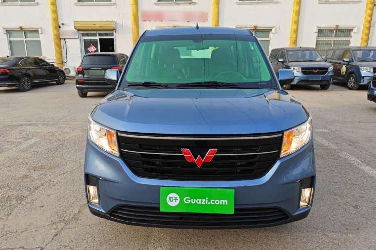 Used Wuling Hongguang PLUS 2020 1.5L Manual Comfort 7-Seater