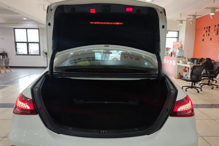 Used Mercedes-Benz E-Class 2022 Revised E 300 L Sporty and Stylish Edition