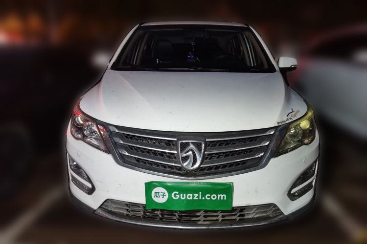 Used Baojun 560 2016 1.5T Manual Luxury Model
