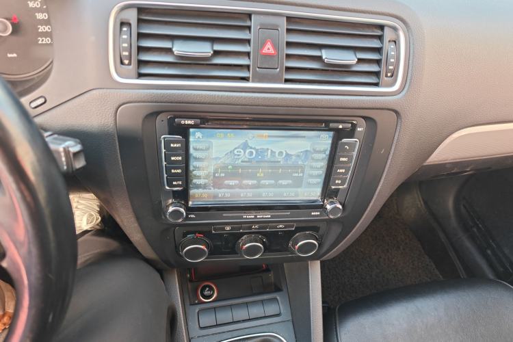 Used Volkswagen Sagitar 2014 Revised Version 1.6L Manual Comfort Edition