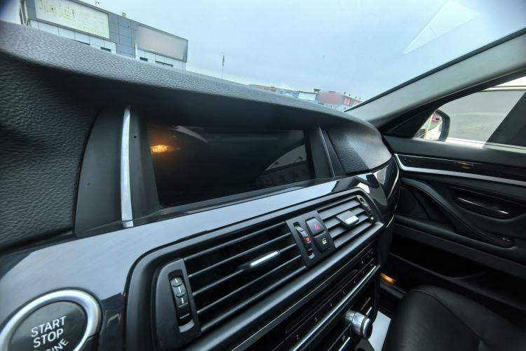 Used BMW 5 Series 2014 520Li Elegant Model