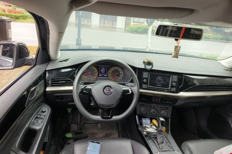 Used Volkswagen Passat 2019 280TSI Business Edition China VI Steering Wheel