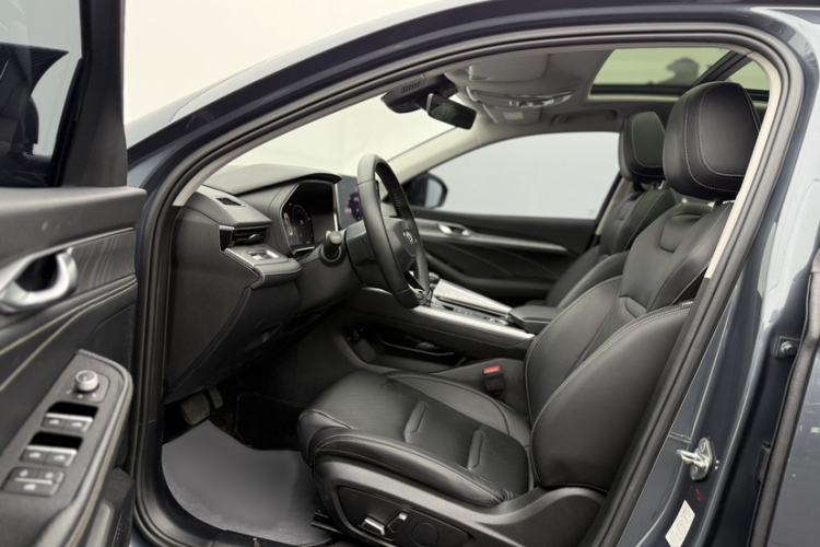 Used Geely Auto Preface 2021 2.0TD Luxury+ Version Interior 5