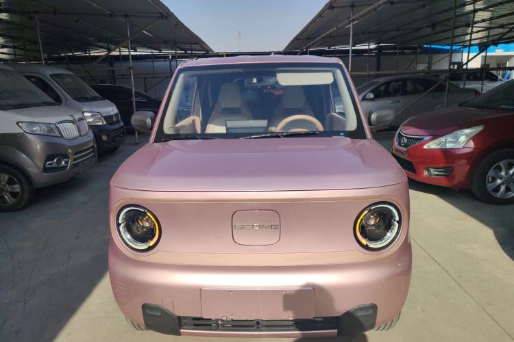 Used Geely Galaxy Panda 2023 Panda Mini 200km Endurance Bear