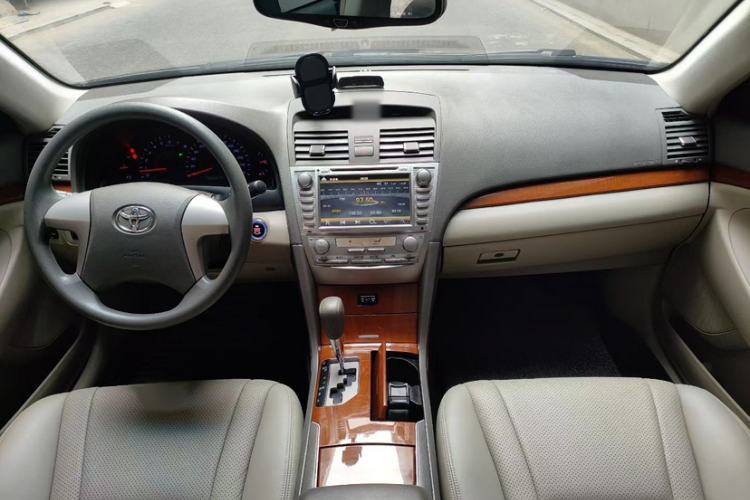 Used Toyota Camry 2013 200E Classic Elite Edition Interior 2