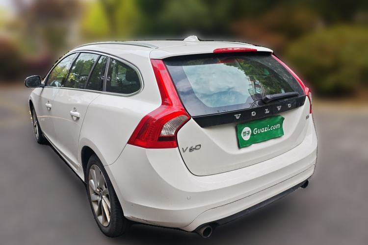 Used Volvo V60 2014 T5 Zhiyi Edition Rear Left 45 Deg