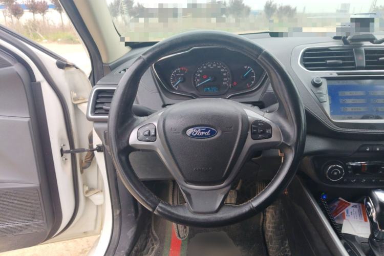 Used Ford Escort 2015 1.5L Automatic Fashion Model Steering Wheel