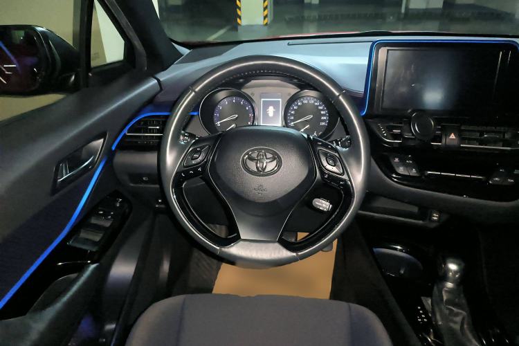 Used Toyota C-HR 2018 2.0L Luxury Edition China V Standard