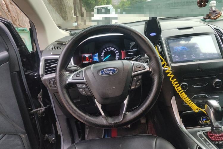 Used Ford Edge 2017 EcoBoost 245 Two-Wheel-Drive Sporty 7-Seater