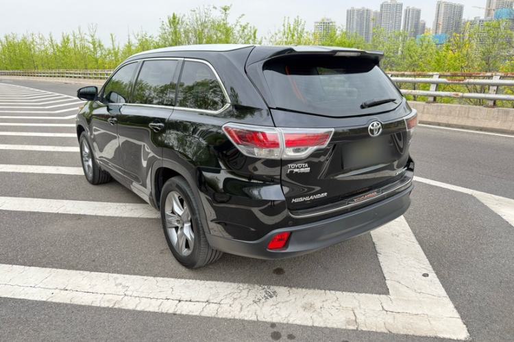 Used Toyota Highlander 2017 2.0T Four-Wheel Drive Luxury Edition 7 Seats
