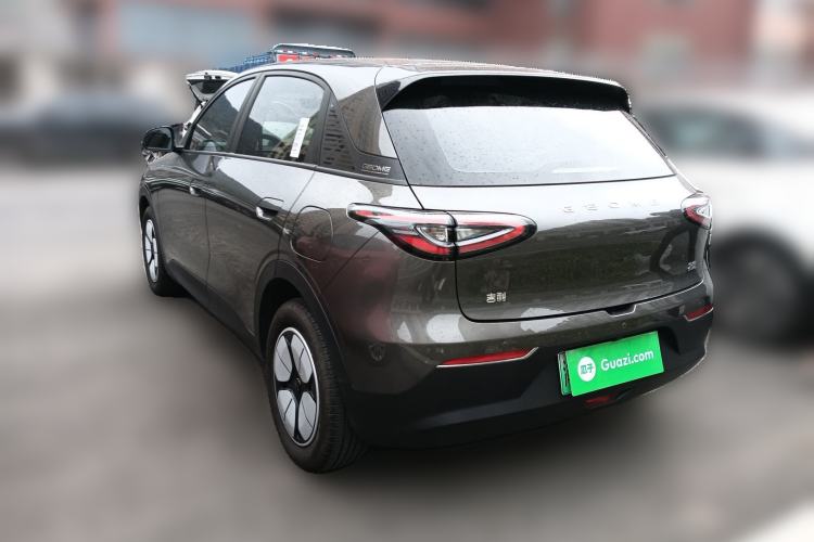 Used Geely Galaxy Geome 2025 410 km Free Version
