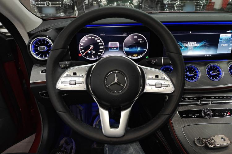 Used Mercedes-Benz CLS 2018 CLS 300 Luxury Model Steering Wheel