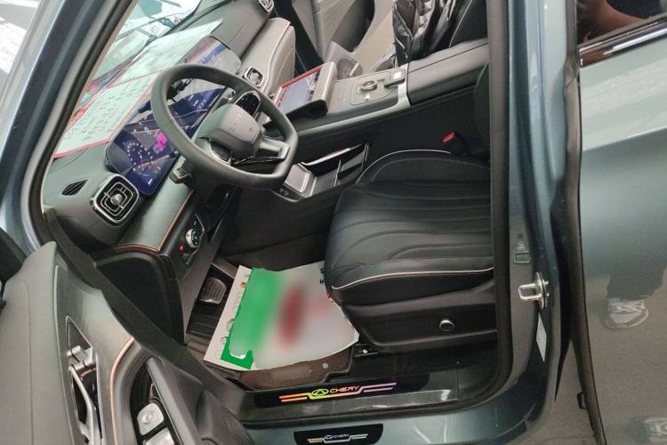 Used Chery Tiggo 9 2023 Facelift 2.0T Dual-Clutch Two-Wheel Drive Luxury Edition 5 Seats