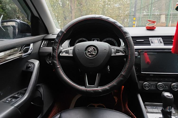 Used Skoda Octavia 2018 TSI280 DSG Flagship Edition