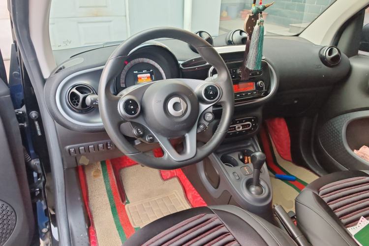 Used smart fortwo 2015 1.0L 52 kW Hardtop Passion Edition