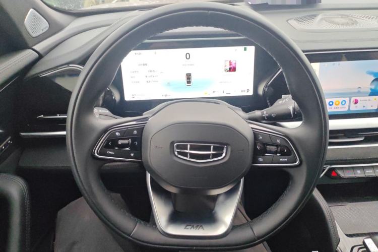 Used Geely Auto Monjaro L 2024 2.0TD High-Power Automatic Two-Wheel Drive Skyline Edition
