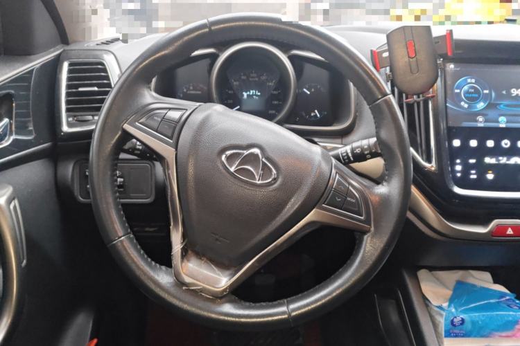 Used Oshan CX70 2016 1.6L Manual Comfort Model