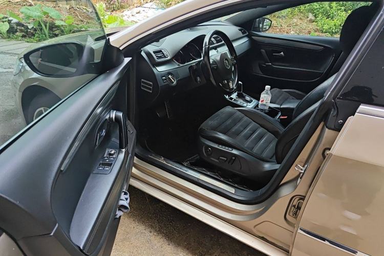 Used Volkswagen FAW-Volkswagen CC 2015 1.8TSI Luxury Model