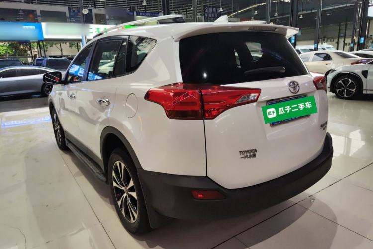 Used Toyota RAV4 2015 2.5L Automatic 4x4 Luxury Edition