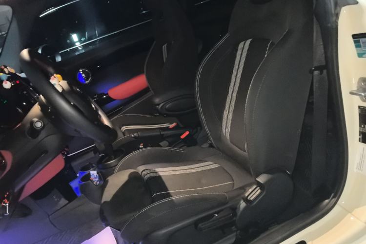 Used MINI 2021 1.5T COOPER Racing Driver